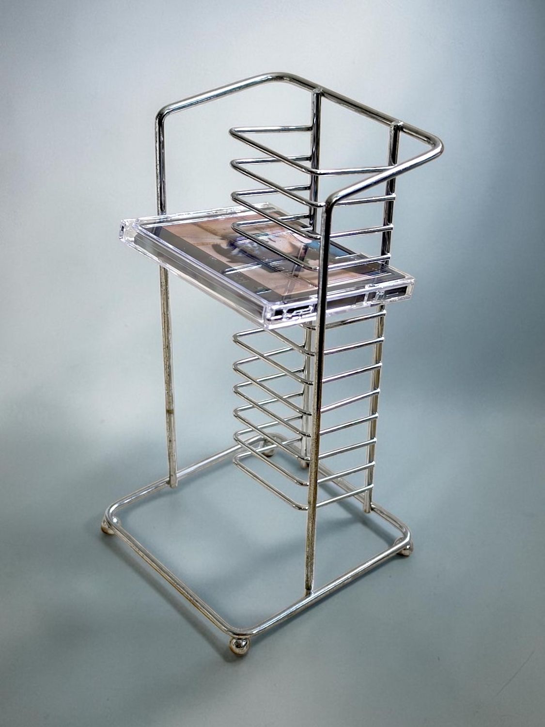 12-Disc Wired Display Rack