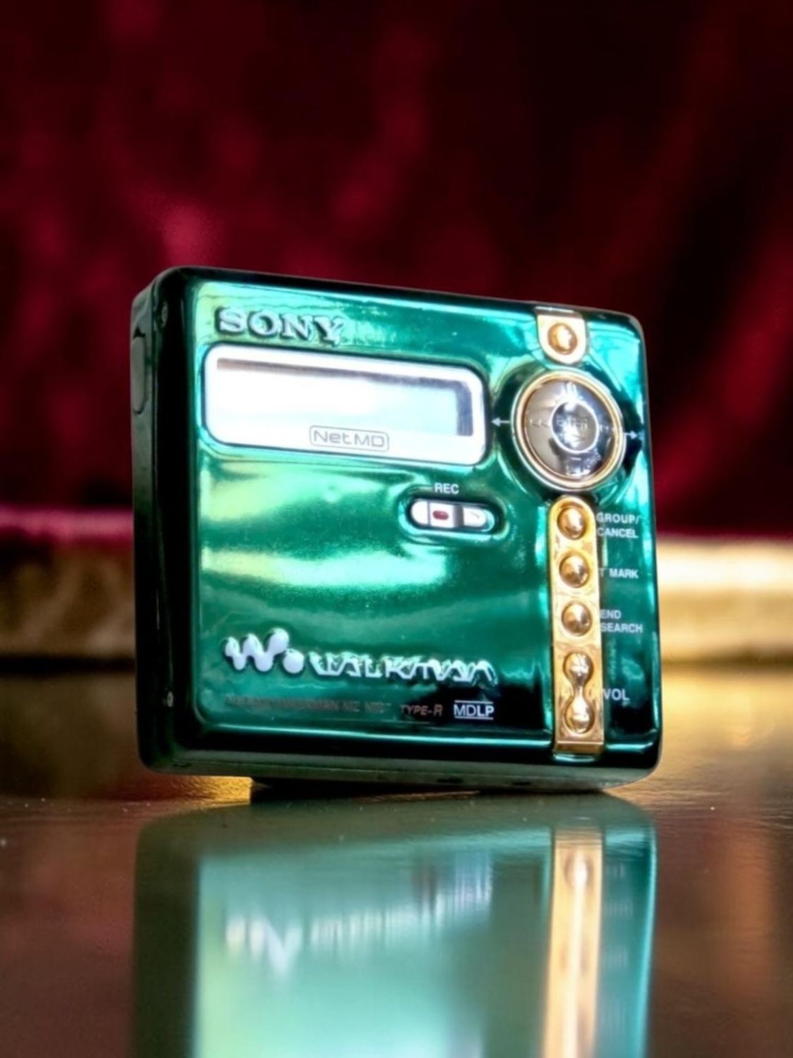 Recoloured Metallic Forest Green Sony MZ-N707 with Gold Stripe