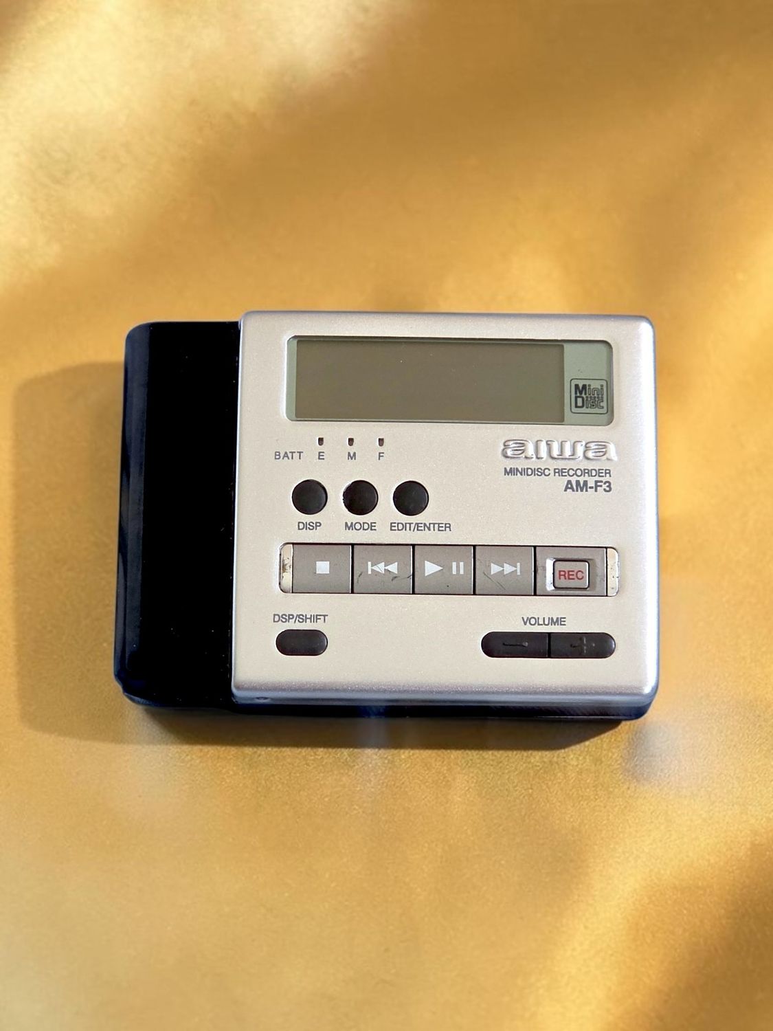 Recoloured Glossy Silver Aiwa AM-F3