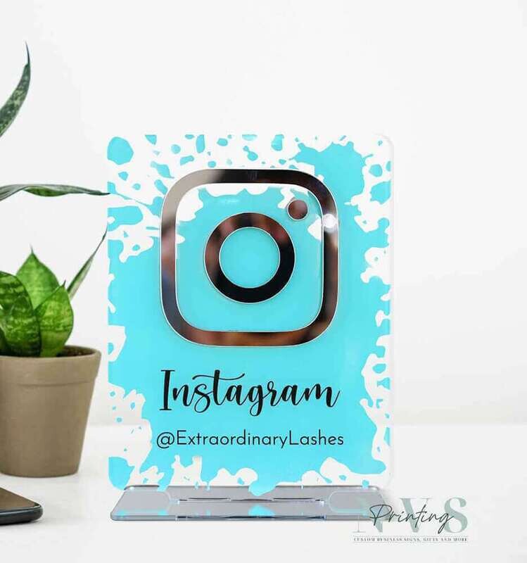 Social Media Sign with 1 Icon