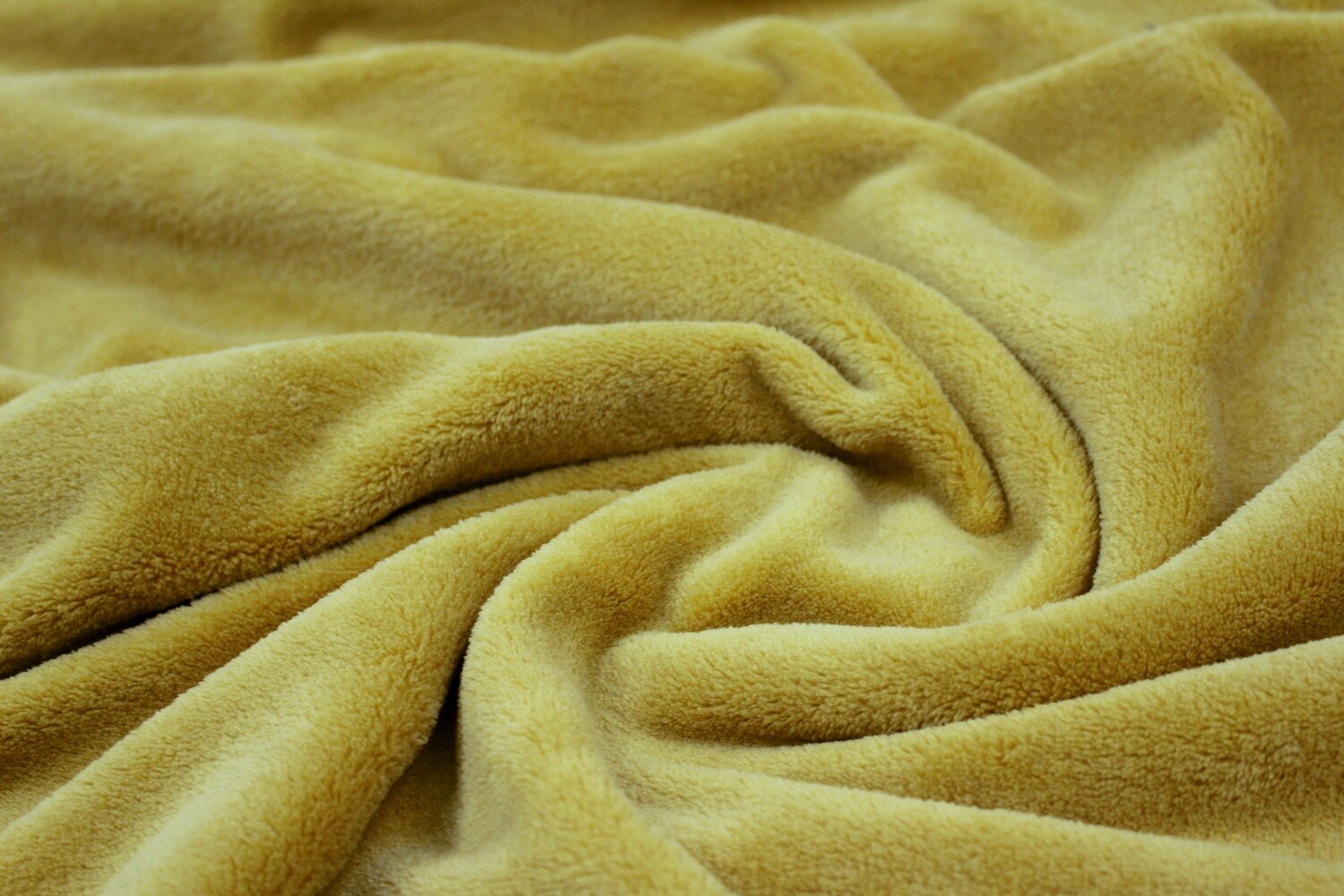 PIEL COLOR ROCOCO / FANCY -COLOR