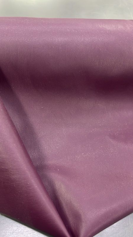 CUERO DE VESTIR CON POLAR