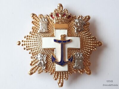 Gran Cruz de la Orden del Mérito Naval distintivo blanco