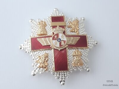 Cruz de 1ª clase de la Orden del Mérito Aeronáutico distintivo rojo