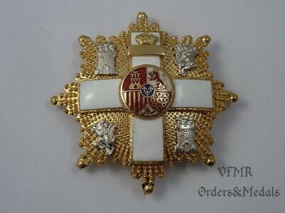 Gran Cruz de la Orden del Mérito Militar distintivo blanco