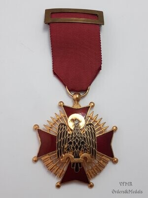 Cruz de la Orden de Cisneros