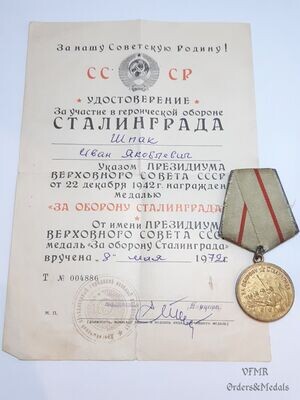 Medalla de la defensa de Stalingrado con documento