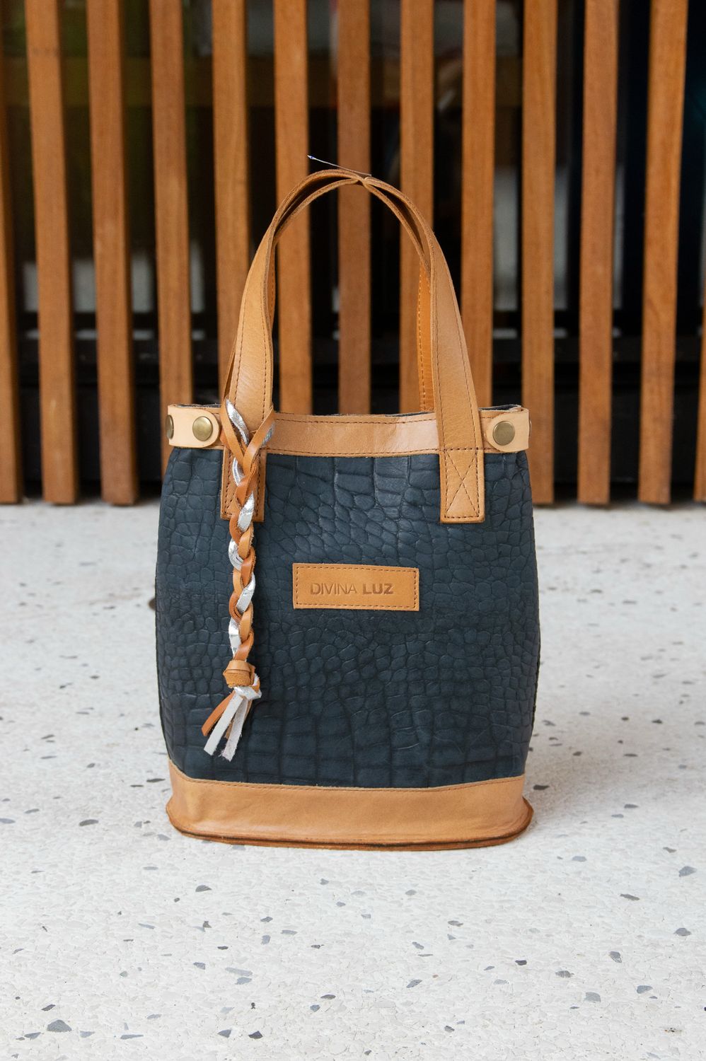 Matera sur crocco con correa - Negro