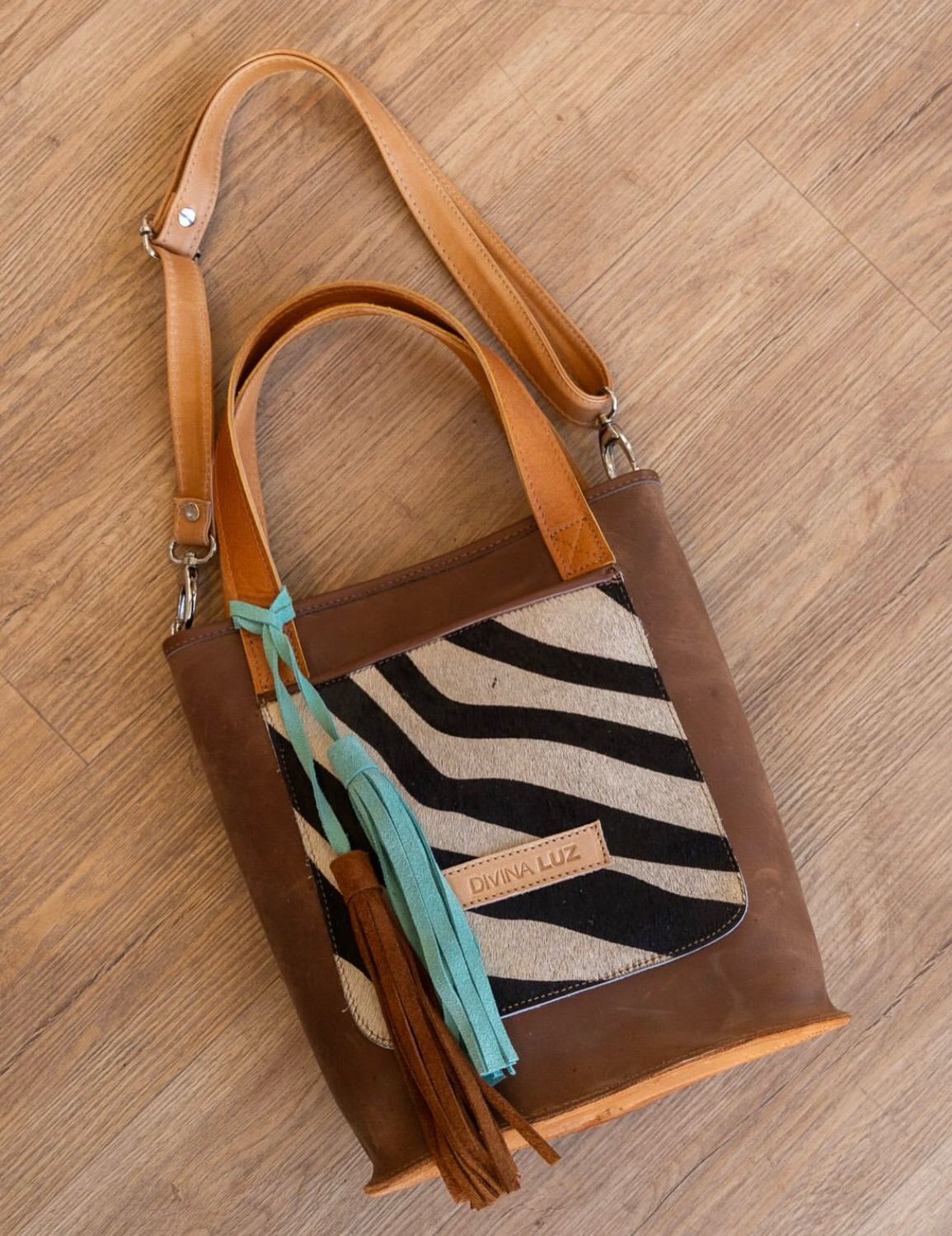 Matera Jagger - con correa