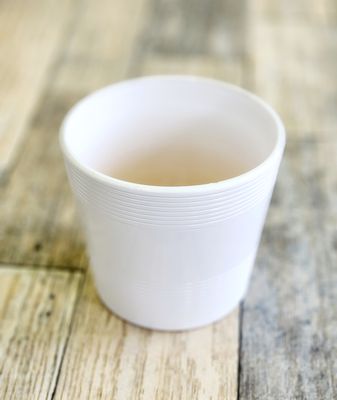 5" White Lined Pot