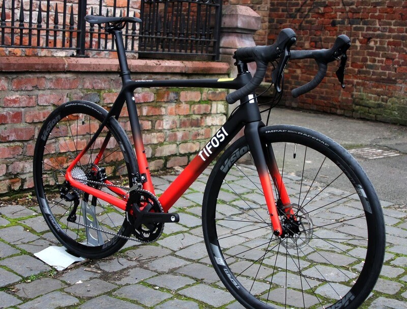 Tifosi Scalare 105 Disc Carbon Road Bike