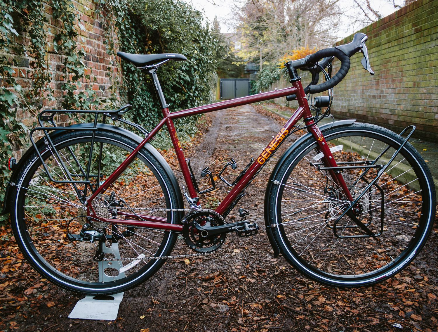 Genesis Tour De Fer 40 Touring Bike