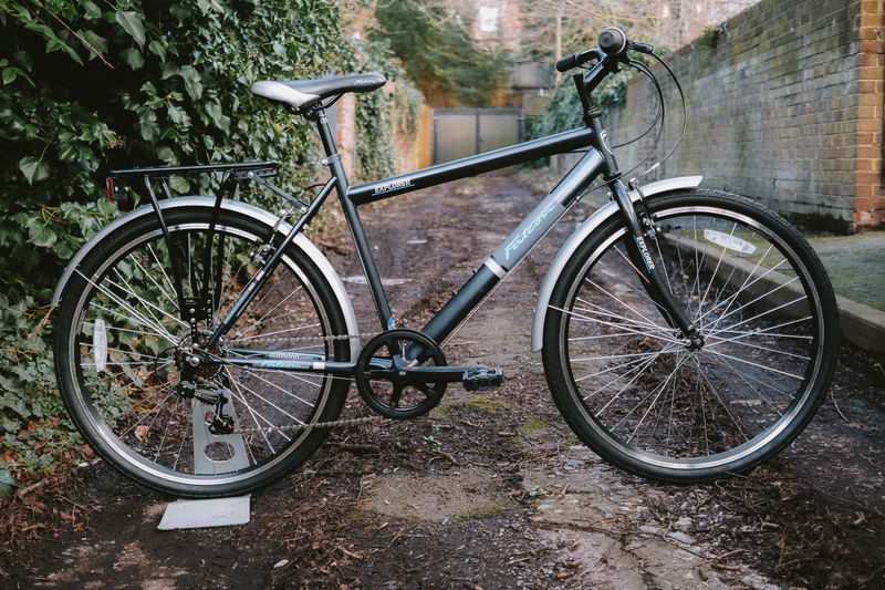 Falcon Explorer Hybrid Bike