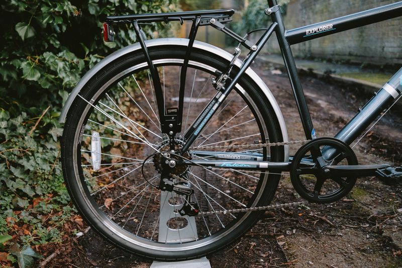 Falcon Explorer Hybrid Bike