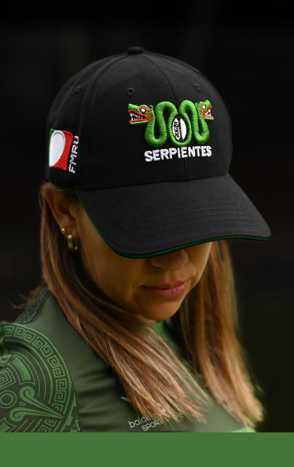 Gorra Negra Serpientes