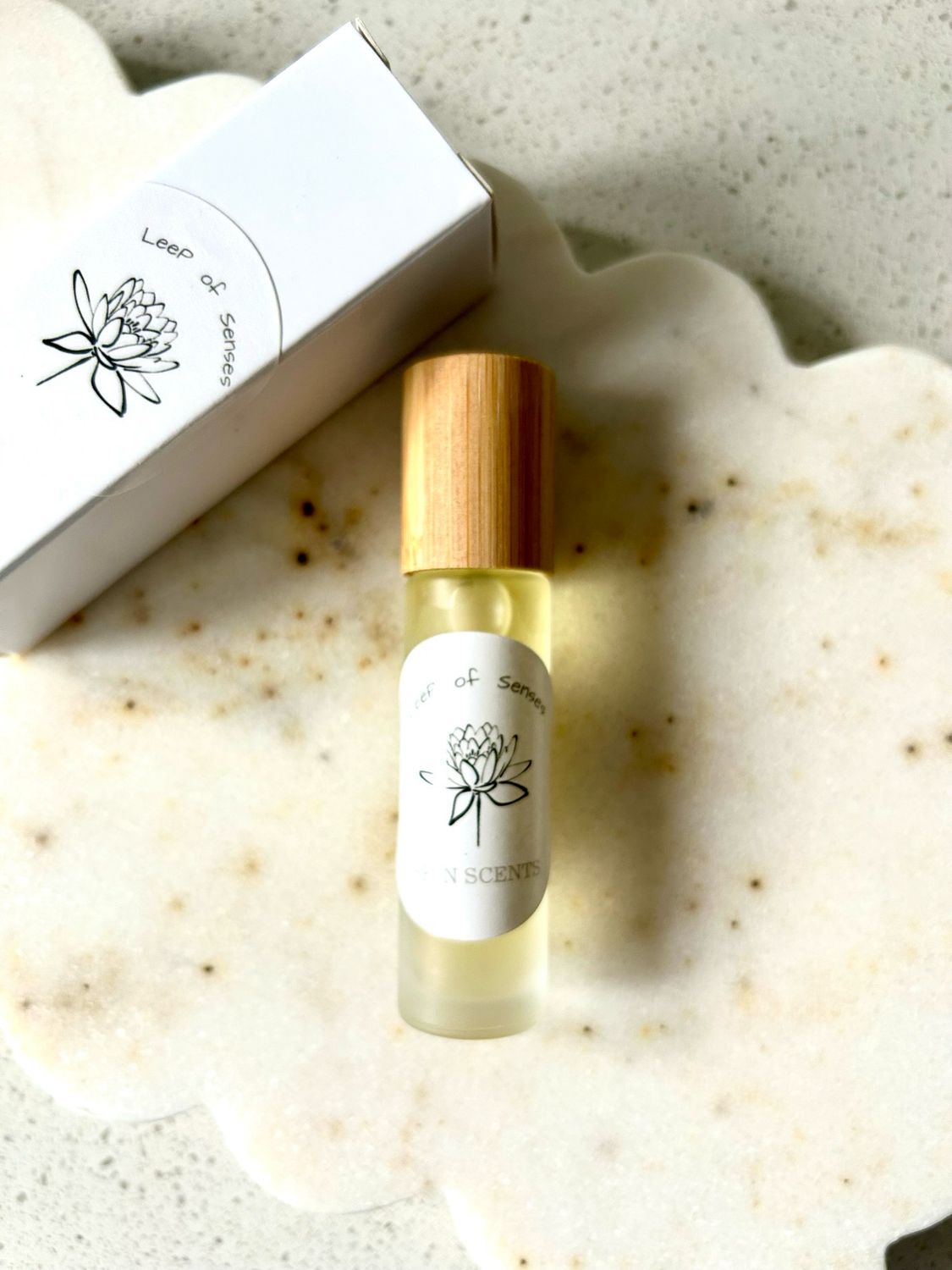 Skin Scents - Roll On Perfume - Ginger Woods