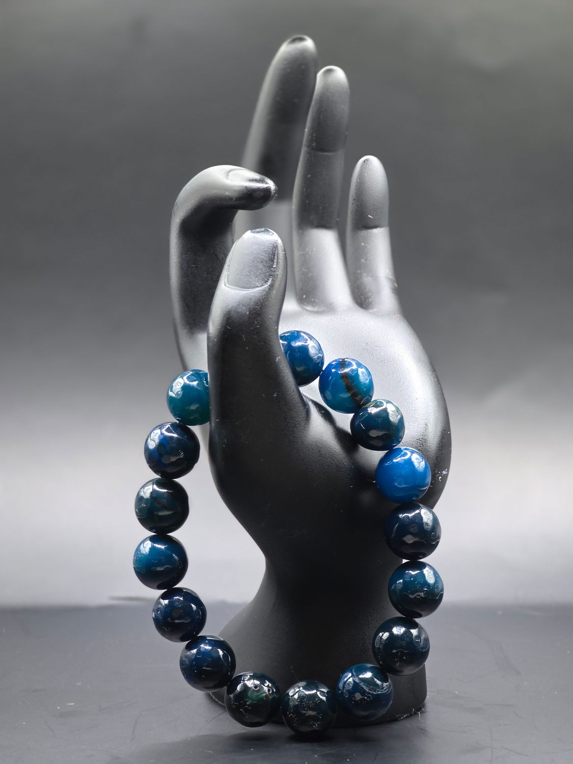 Beautiful Men&#39;s Blue Cats Eye Bracelet