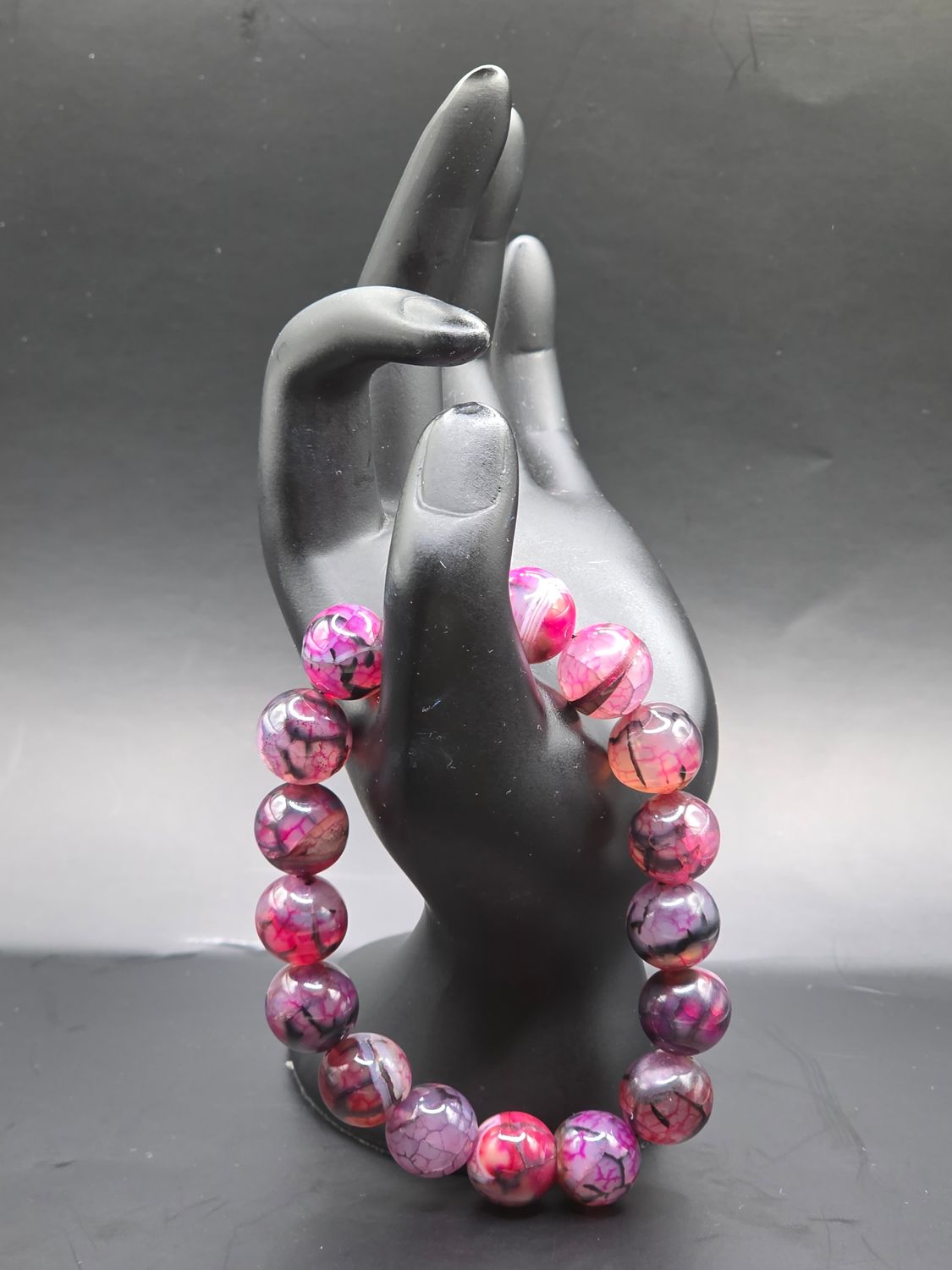 Beautiful Men&#39;s Red Dragon Vain Agate Bracelet