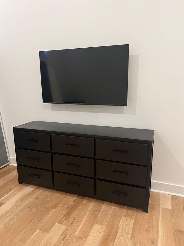 Dresser1