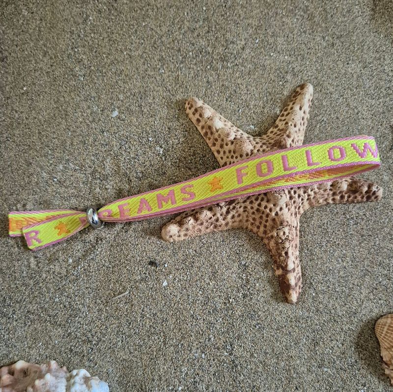 Festival Armband / Sprucharmband Festival Armband / Sprucharmband "follow your dreams"