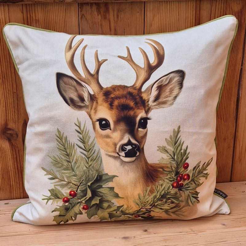 Kissenhülle Hirsch Silva 45x45 mit Keder Kissenhülle Hirsch Silva 45x45 mit Keder