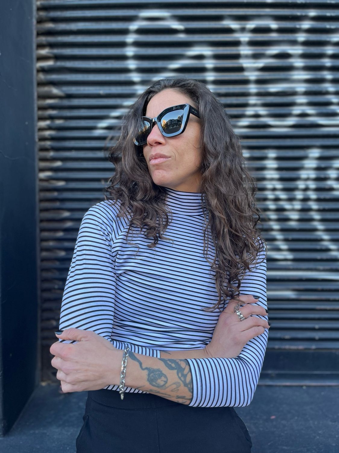Polera Mona Rayitas