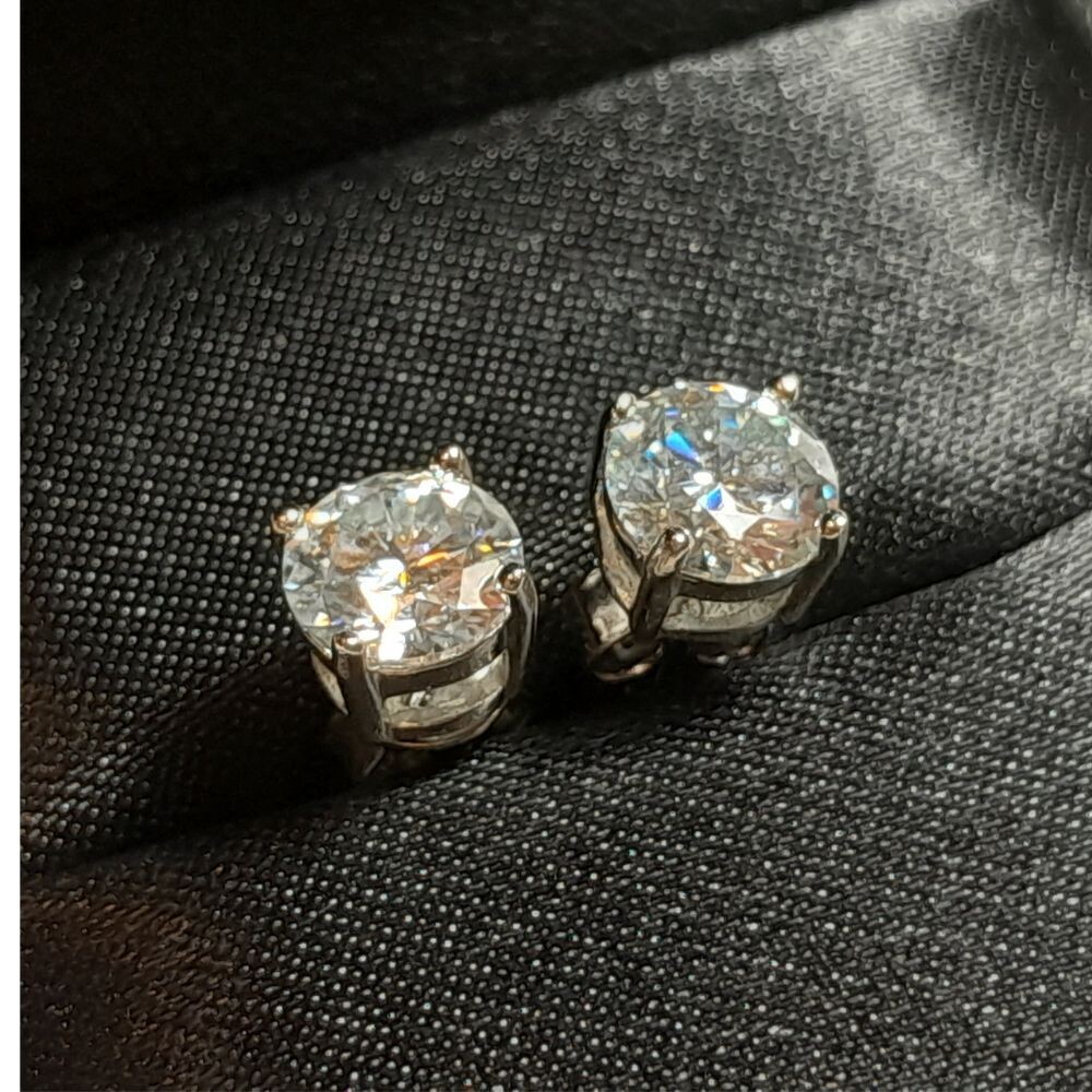 &quot; 1 CT&quot; Moissanite Studded Earrings Available in 4 &amp; 6 Claw Setting