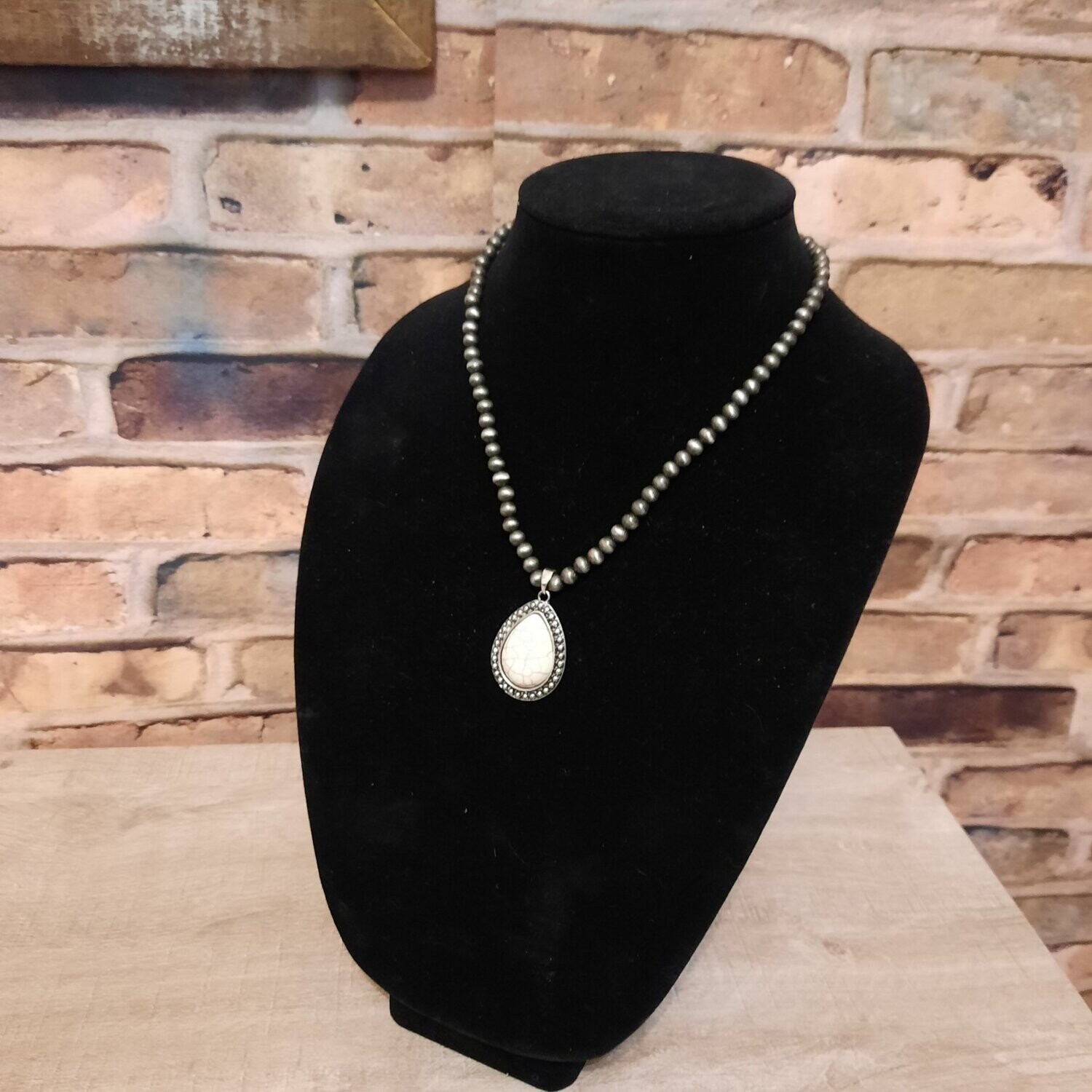 Howlite Teardrop Pearl