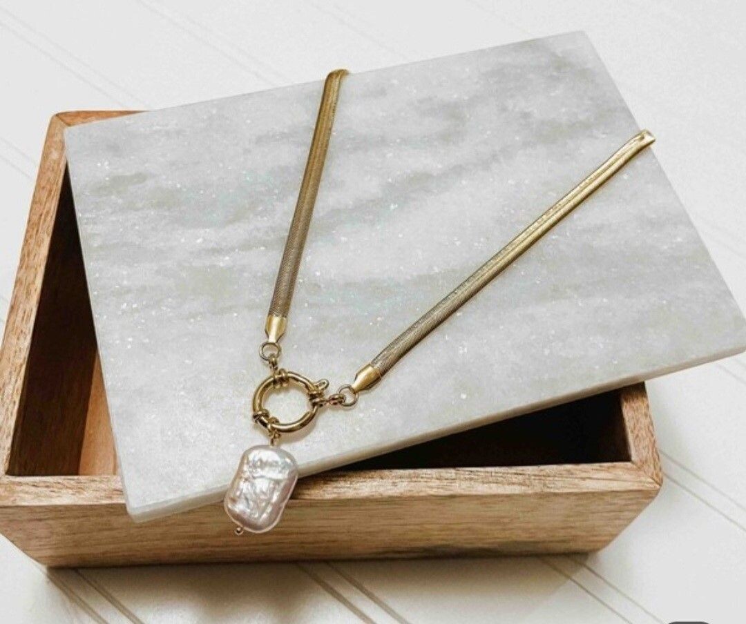 Mother of Pearl Necklace