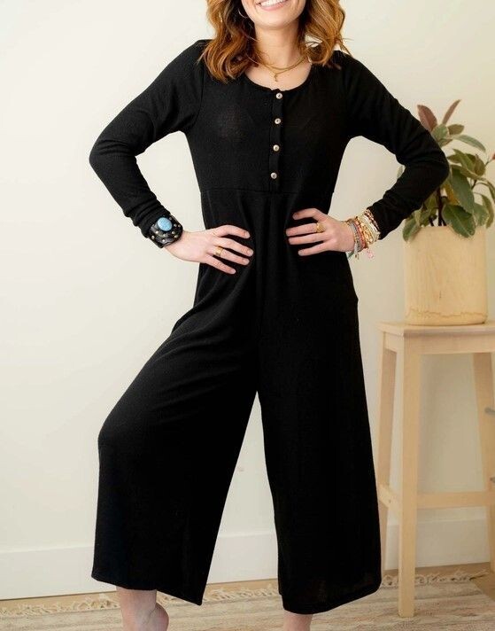 Victoria - Black