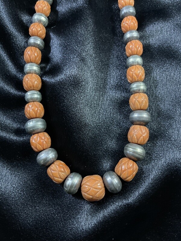 Exquisite 28&quot; Long Necklace