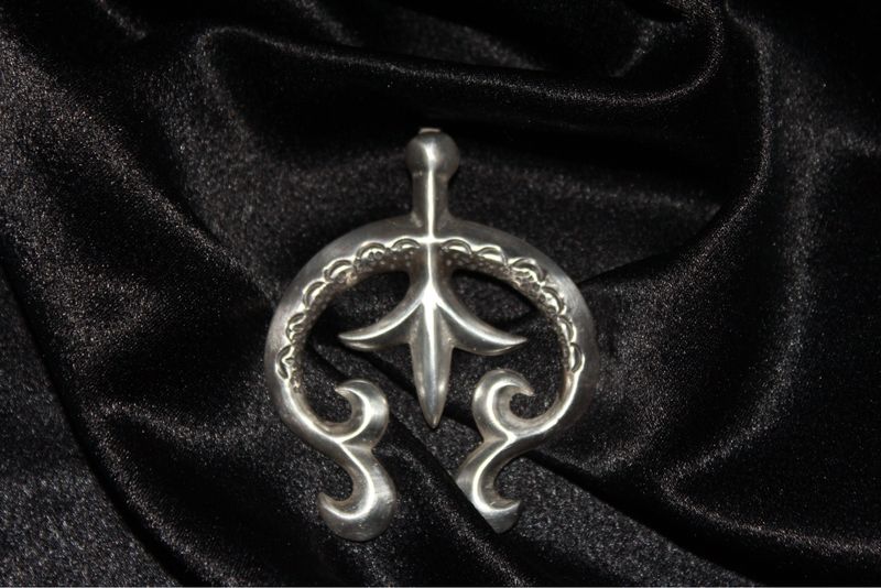 Stamped Sand Cast Naja