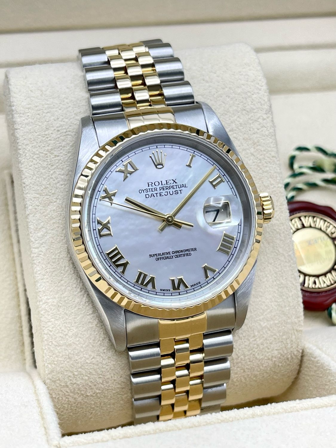 Rolex Datejust 36mm 16233 FactoryMOP Dial Fluted Gold Jubilee