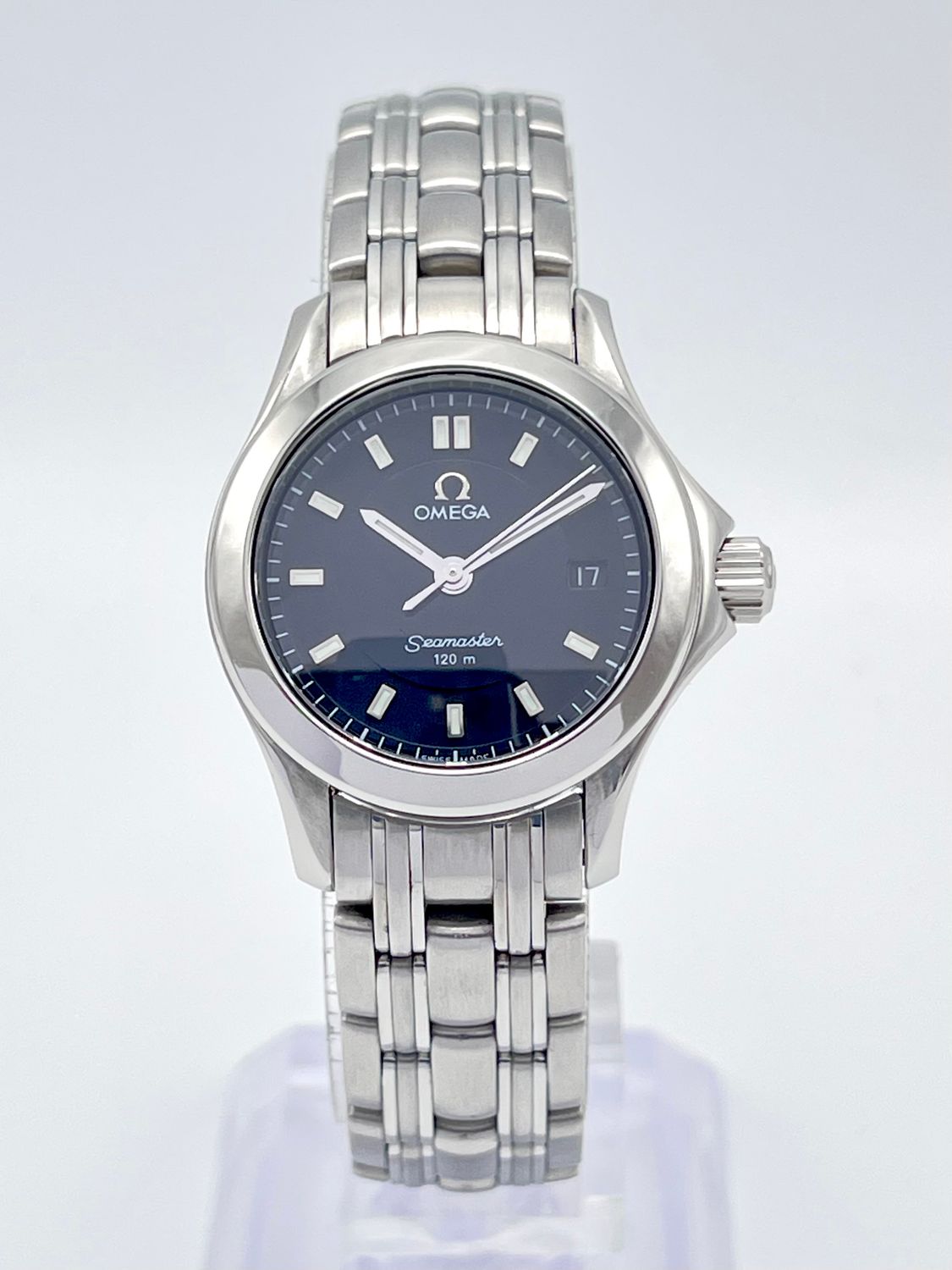 Ladies Omega Seamaster 120m 26mm Black Dial Stainless Steel Quartz 2581.52