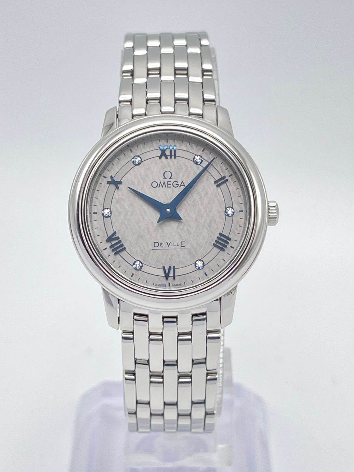Omega De Ville Prestige Grey Diamond Dial 27mm Quartz Blue Roman Numerals Papers