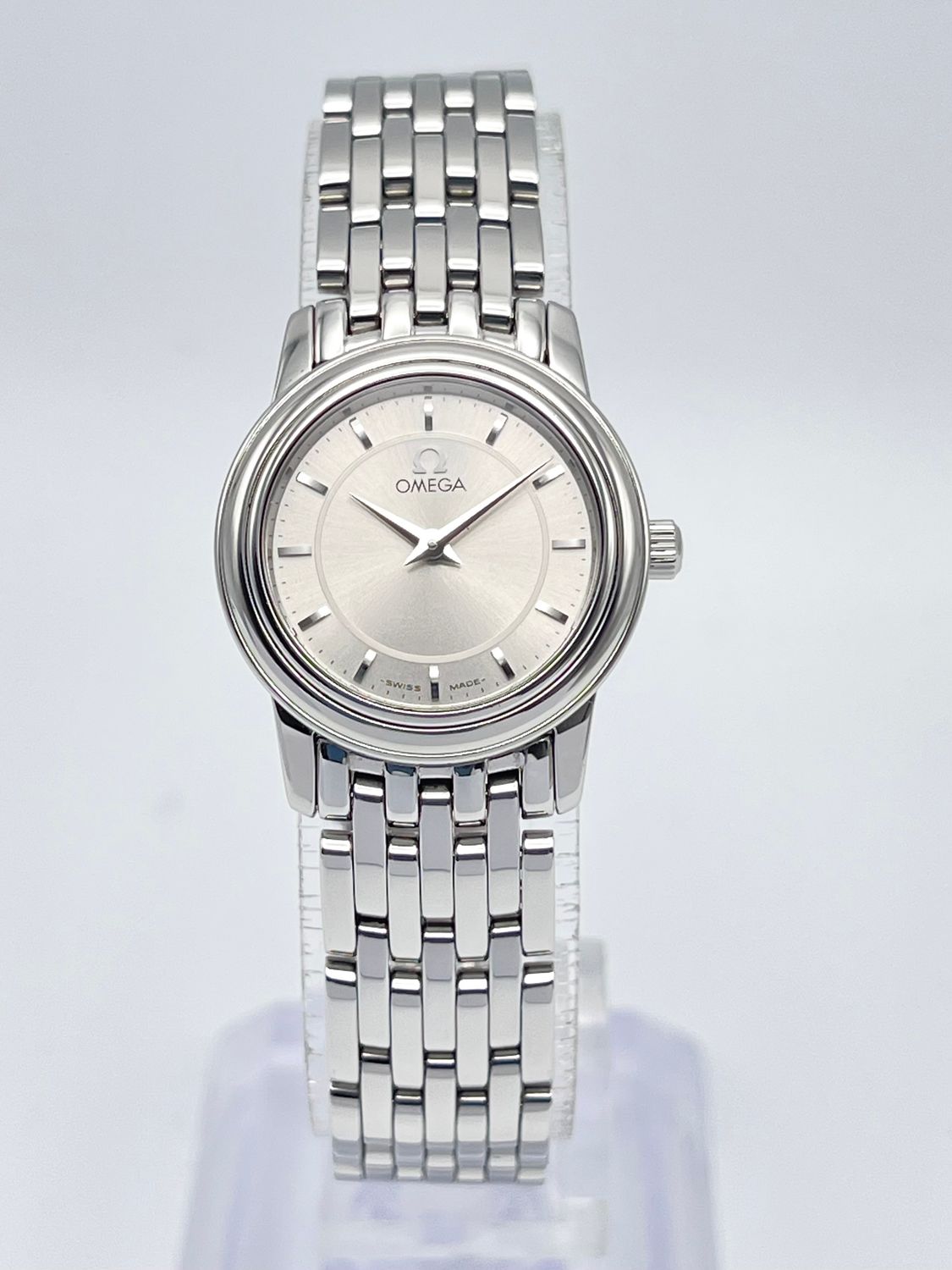 Ladies Omega De Ville 22mm Silver Diamond Dial Steel Quartz 4570.31 Petite