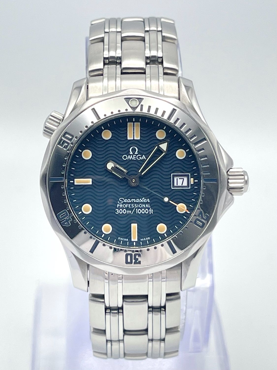 Omega Seamaster Professional 300m 2562.80 Wave Blue Dial 36mm Mid-Size Quartz