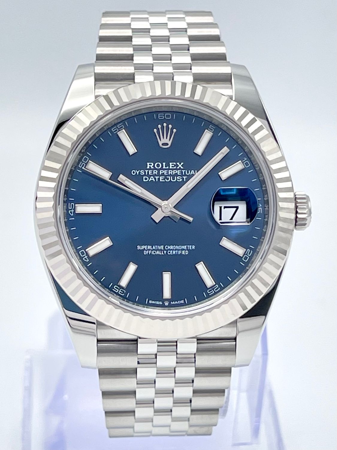 Rolex Datejust 126334 41mm Blue Dial Fluted Jubilee 2025 Papers
