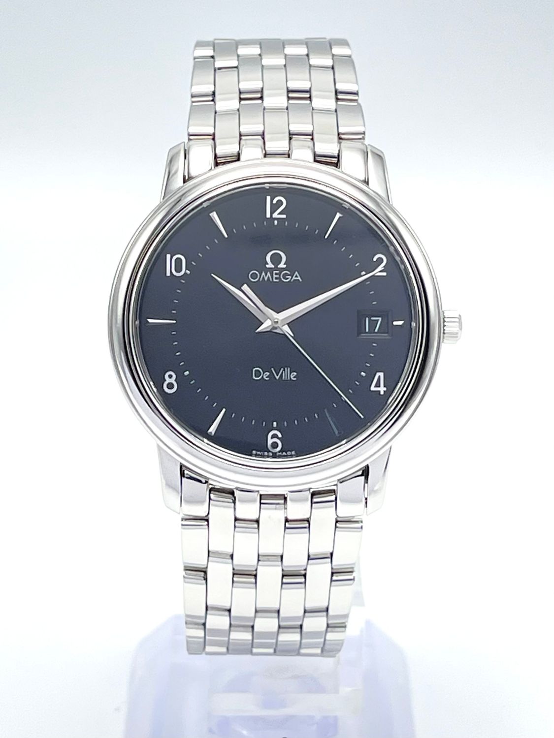 Omega De Ville 34mm Black Dial Quartz 4510.50 Slim Dress Watch Wooden Box