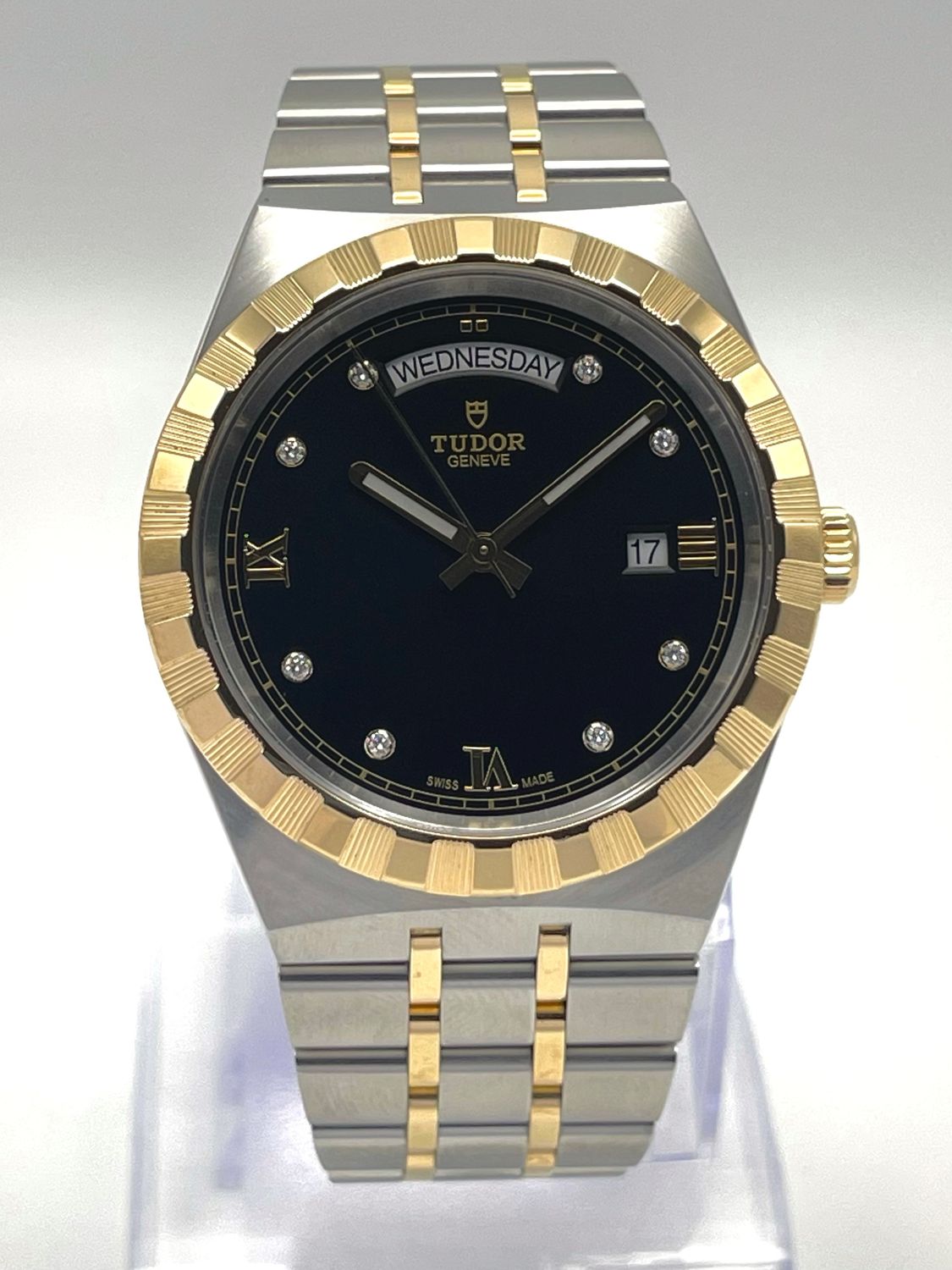 Tudor Royal 41mm 28603 Automatic Black Diamond Dial Gold Bezel Bi Metal Papers