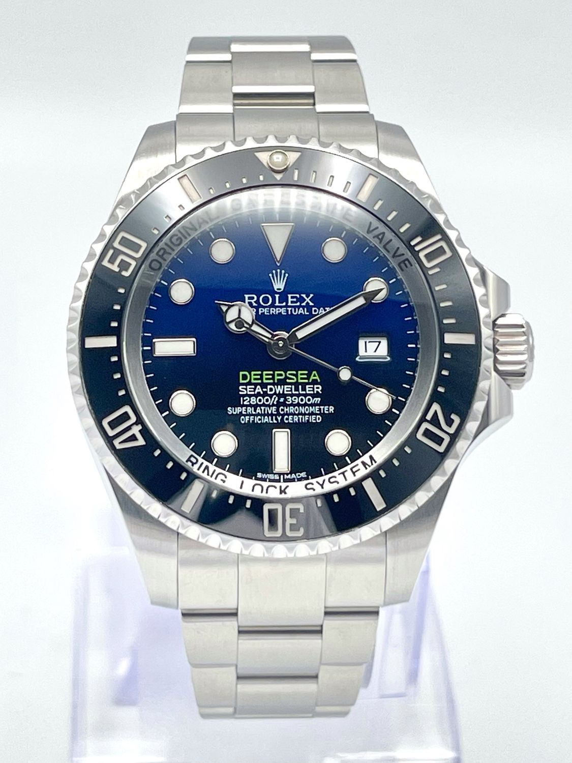 Rolex Sea-Dweller DeepSea 116660 44mm James Cameron Black &amp; Blue Dial Papers