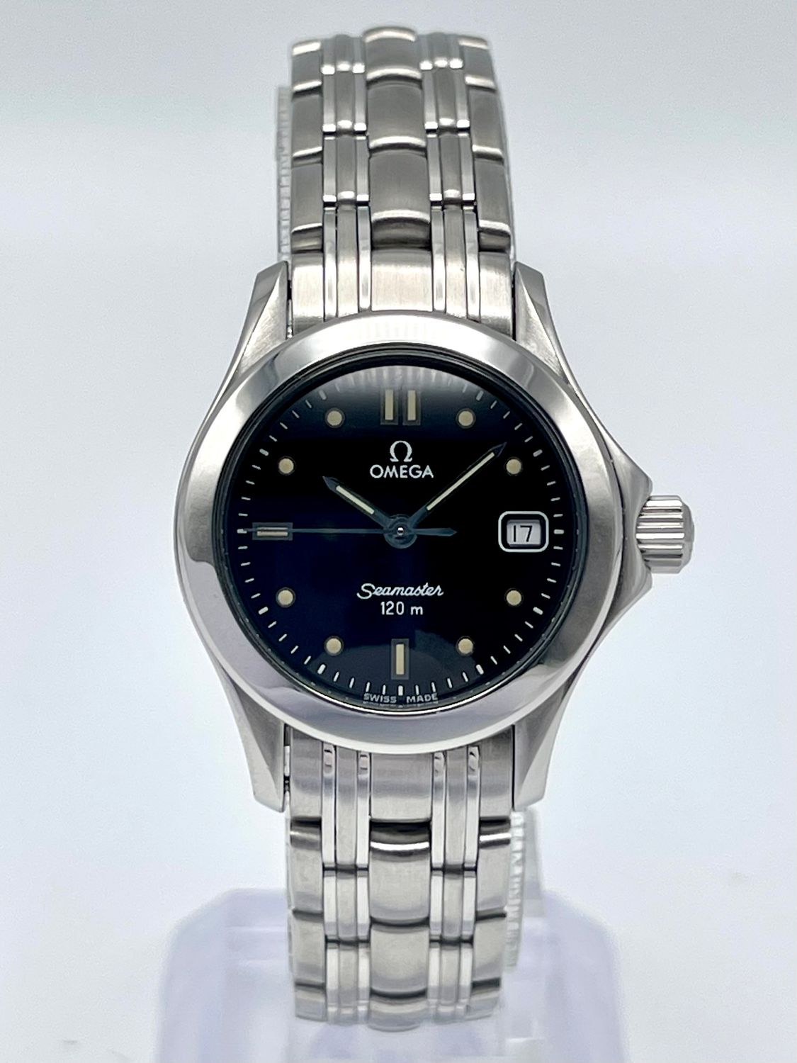 Ladies Omega Seamaster 120m 26mm Black Dial Stainless Steel Quartz 2581.50