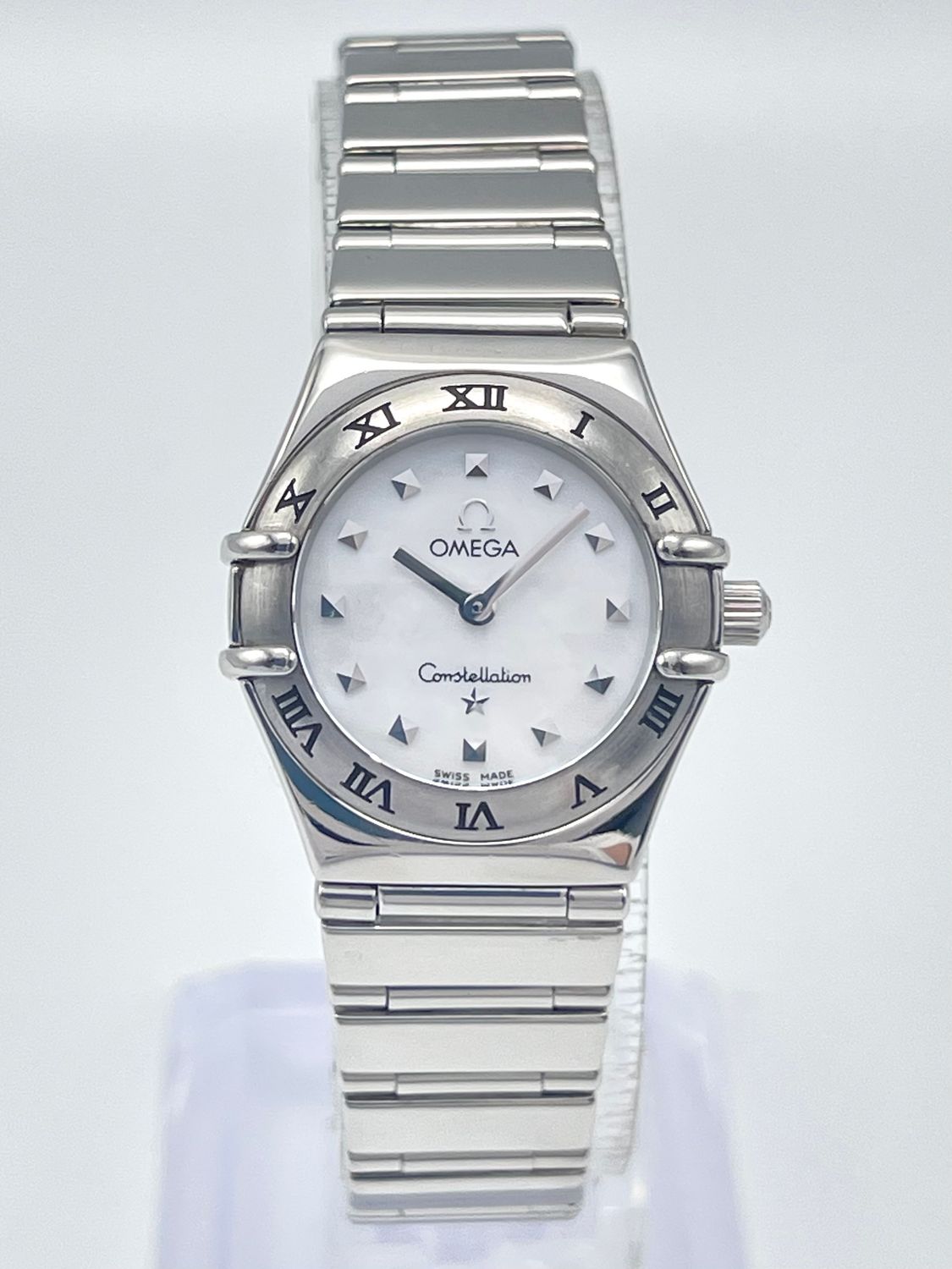 Ladies Omega Constellation 1561.71 22.5mm MOP Dial Stainless Steel Quartz Box