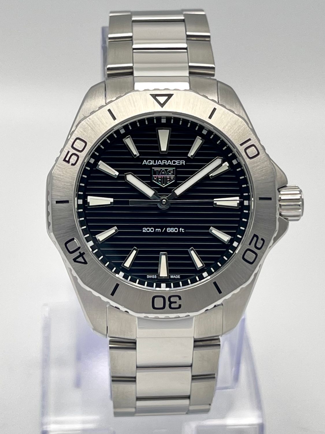 Tag Heuer Aquaracer Pro WBP1110 40mm Black Dial Automatic 2022 Steel Papers