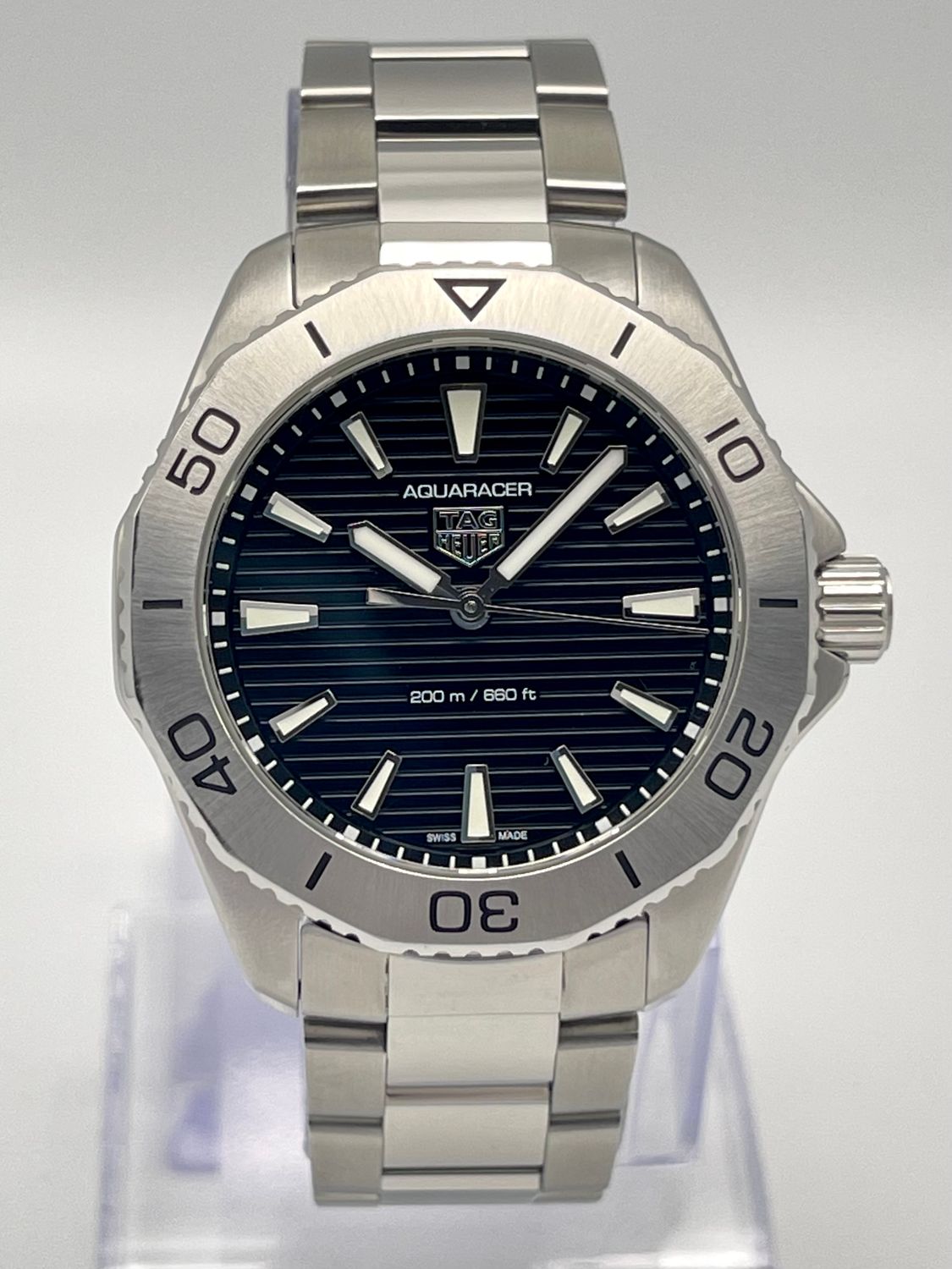 Tag Heuer Aquaracer Pro WBP1110 40mm Black Dial Automatic 2023 Steel Papers