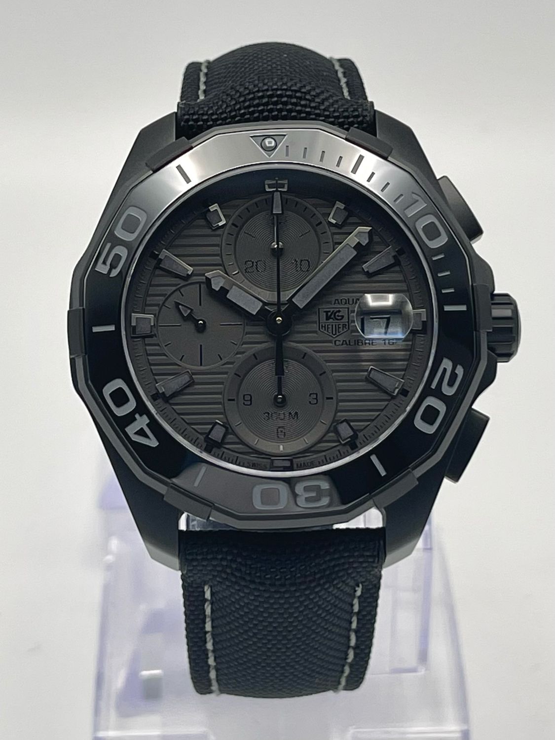 Tag Heuer Aquaracer CAY218B 43mm Chronograph Nylon Grey Dial Titanium DLC Papers