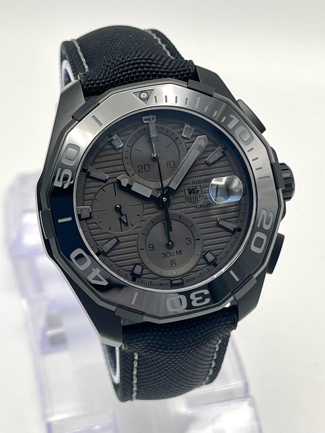 Tag Heuer Aquaracer CAY218B 43mm Chronograph Nylon Grey Dial Titanium DLC Papers