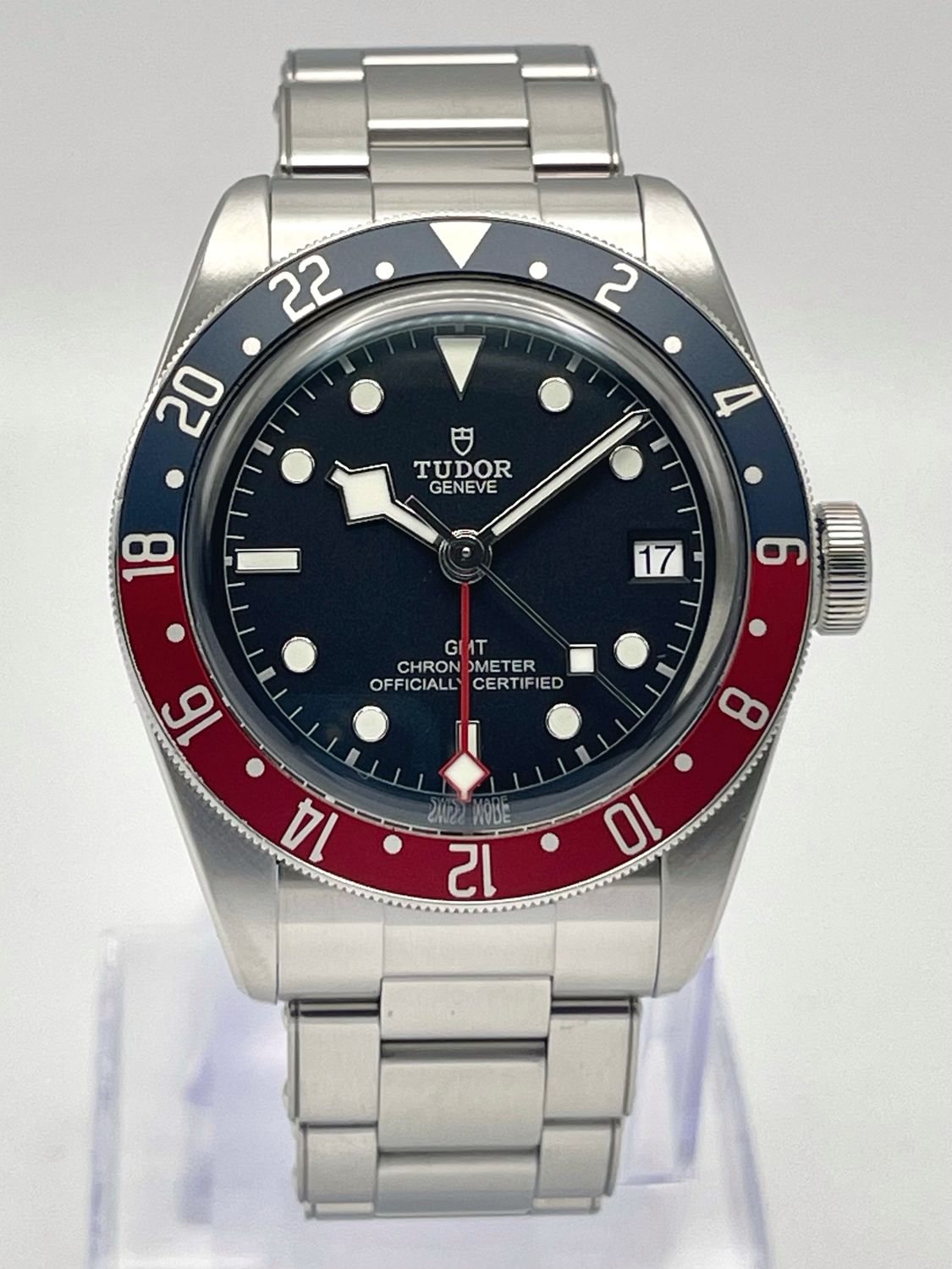Tudor Black Bay GMT 79830RB 41mm Pepsi Black Dial Red Blue Bezel 2022 Papers
