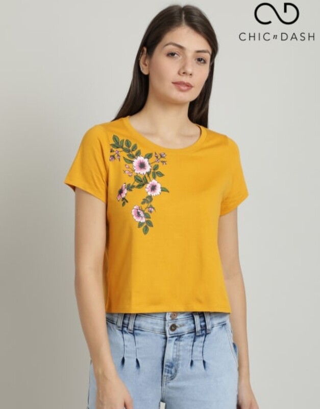 Chic and Dash printed knit top for women