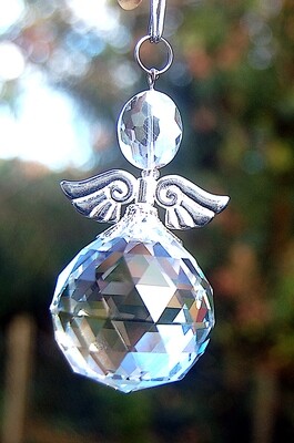 Very Large Beautiful Handcrafted Crystal Guardian Angel - Suncatcher - Feng Sui Charm Xmas Tree Decoration